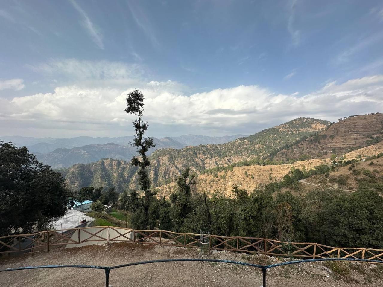 Shiva Valley Resort Kokhliyal Gaon Exterior foto